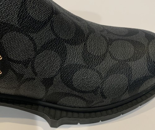 Stivaletto Coach Lory Signature grigio nero taglia 7,5 nuovo con etichette prezzo al pubblico consigliato: $ 250,00 - Foto 11 di 12