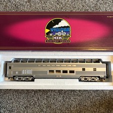 MTH 70’ Streamlined Full Length Vista Dome Passenger Car 20-67087 Ribbed LN Box
