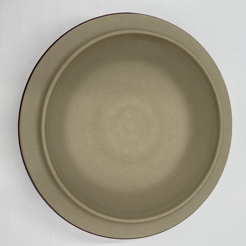 Pampered Chef Round Covered Casserole with Lid Cranberry 1121 Stoneware 6 cup - Picture 8 of 11
