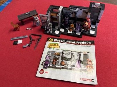 Mcfarlane FNAF PARTS SERVICE + Molten Freddy Construction Set