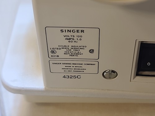 Singer 4325C Nähmaschine - Schulmodell mit Fußpedal, neu im Karton - Bild 19 von 24