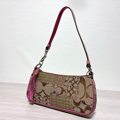 バッグ coach accessory pouch opart brown y2k COACH 3693 Y2K Patchwork Mini Shoulder Bag Beige Pink Canvas