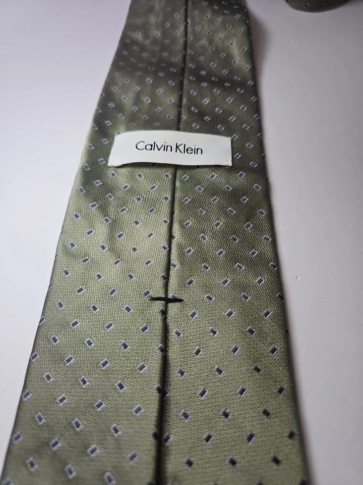 Corbata de seda tejida verde geométrica Calvin Klein 100 % habilidad Foto 4 de 4