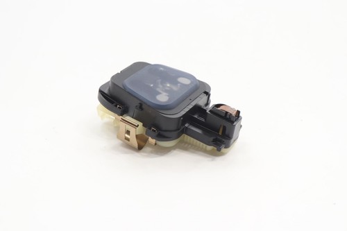 Mercedes C300 W205 2015-2018 sensor de temperatura de carga parasol delantero OEM A2059006615 - Imagen 2 de 11