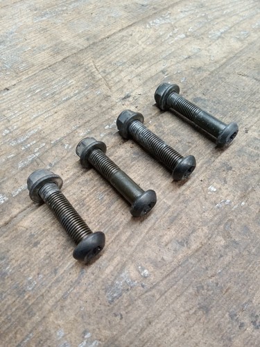 2003 03 03-05 Yamaha YZF-R6 YZFR6 Rear Back Subframe Sub Frame Mount Bolts - Picture 7 of 9