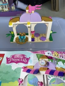 LEGO Disney: Daisy's Beauty Salon (41140) Complete