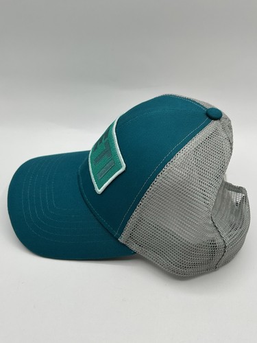 YETI Logo Badge Hat Green Aquifer Blue Trucker Hat Mesh Snapback - Picture 4 of 10