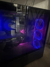 CyberPowerPC , intel i5 11th gen, RTX 3050, 40gb ram, 500gb of storage