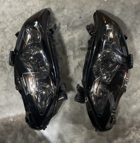 Right & Left Side Halogen Headlight Replacement Part # 3Z20201023 - Picture 2 of 6