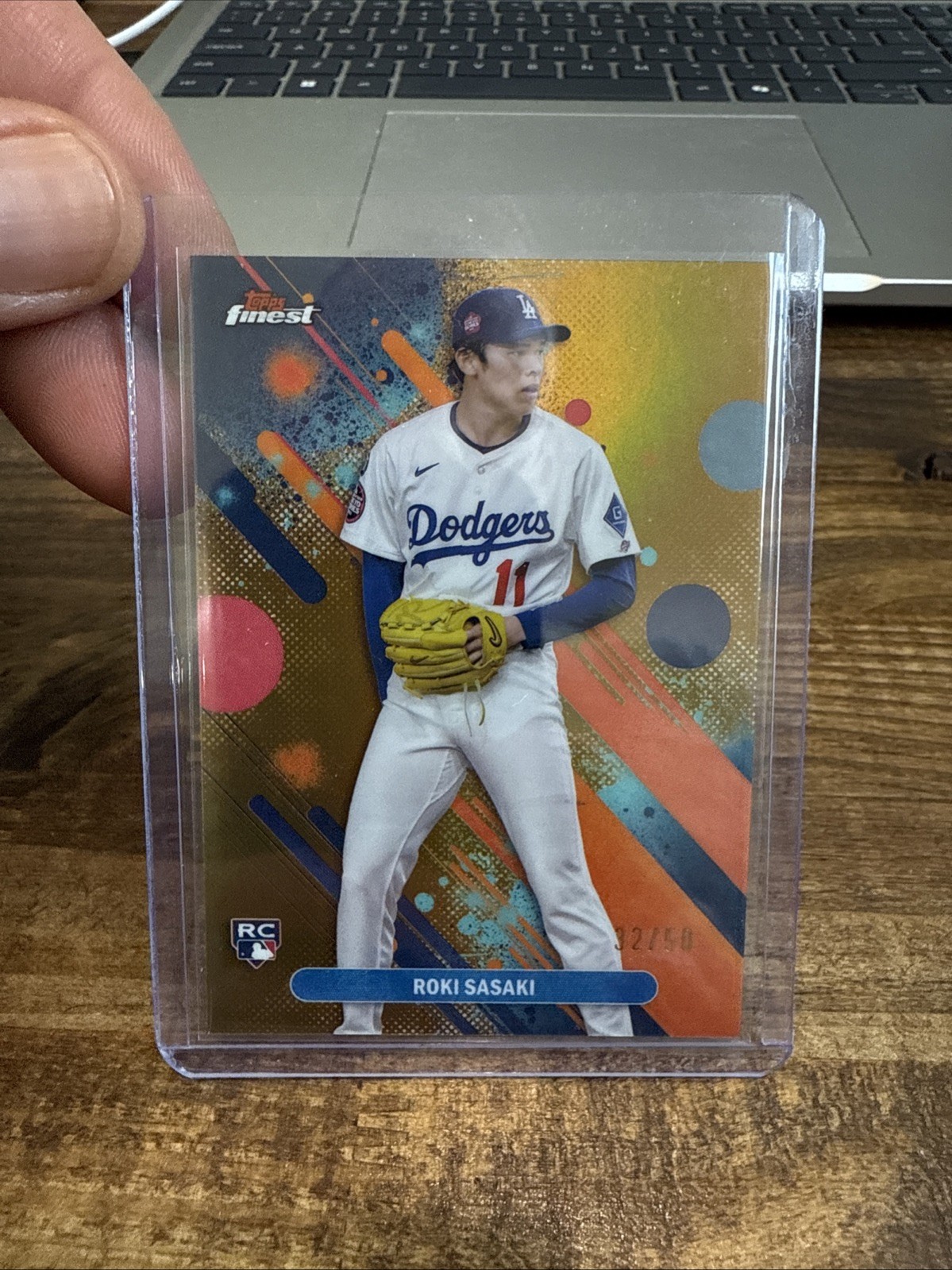 2025 Topps Finest Roki Sasaki Common Gold Refractor /50 RC Dodgers