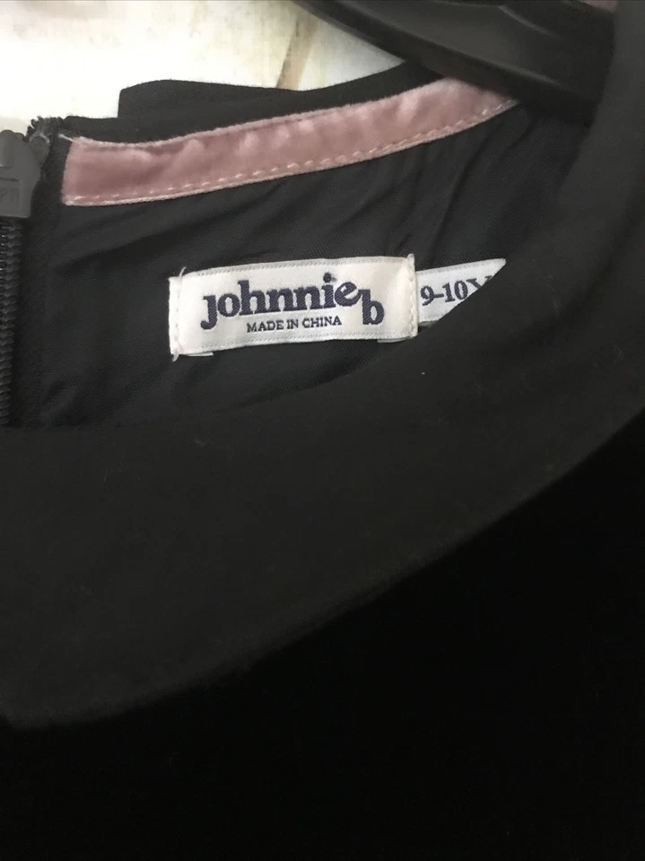 Vestido de vacaciones Johnny B niñas talla 9-10 Y negro terciopelo manga corta hermoso Foto 2 de 4