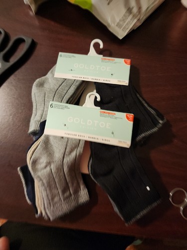 2 Pack BRAND NEW TODDLER BOYS SIZE 12-24 MONTHS GOLDTOE CREW DRESS SOCKS 6 PAIR - 第 1/1 張圖片