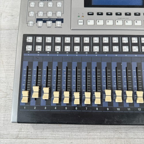 Yamaha AW4416 Professional Audio Workstation - Disc Drive Untested - Picture 5 of 18