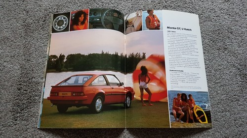 OPEL MANTA SALES BROCHURE 1982 1983 - Picture 3 of 3