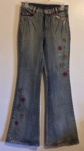 girls design jeans