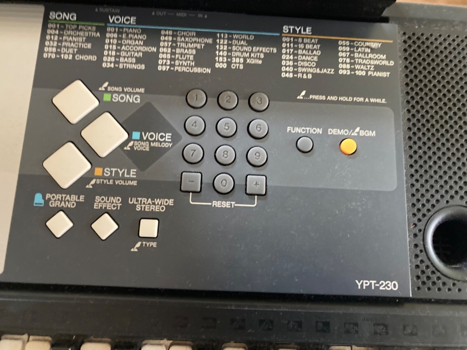 yamaha keyboard YPT 230 and stand eBay