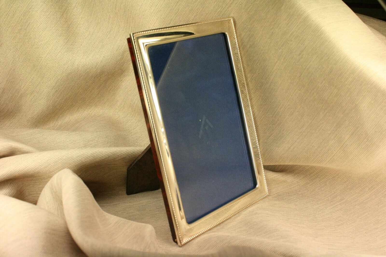 Picture 3 of 8