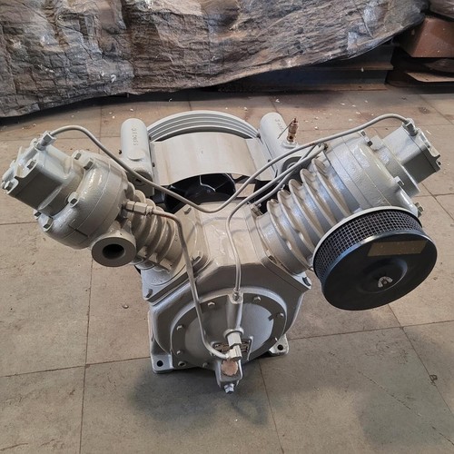Ingersoll Rand 30T, 35 CFM, 77 M3PH, 175 PSI, 12 Bar Compressor used good by Sea - Picture 6 of 7