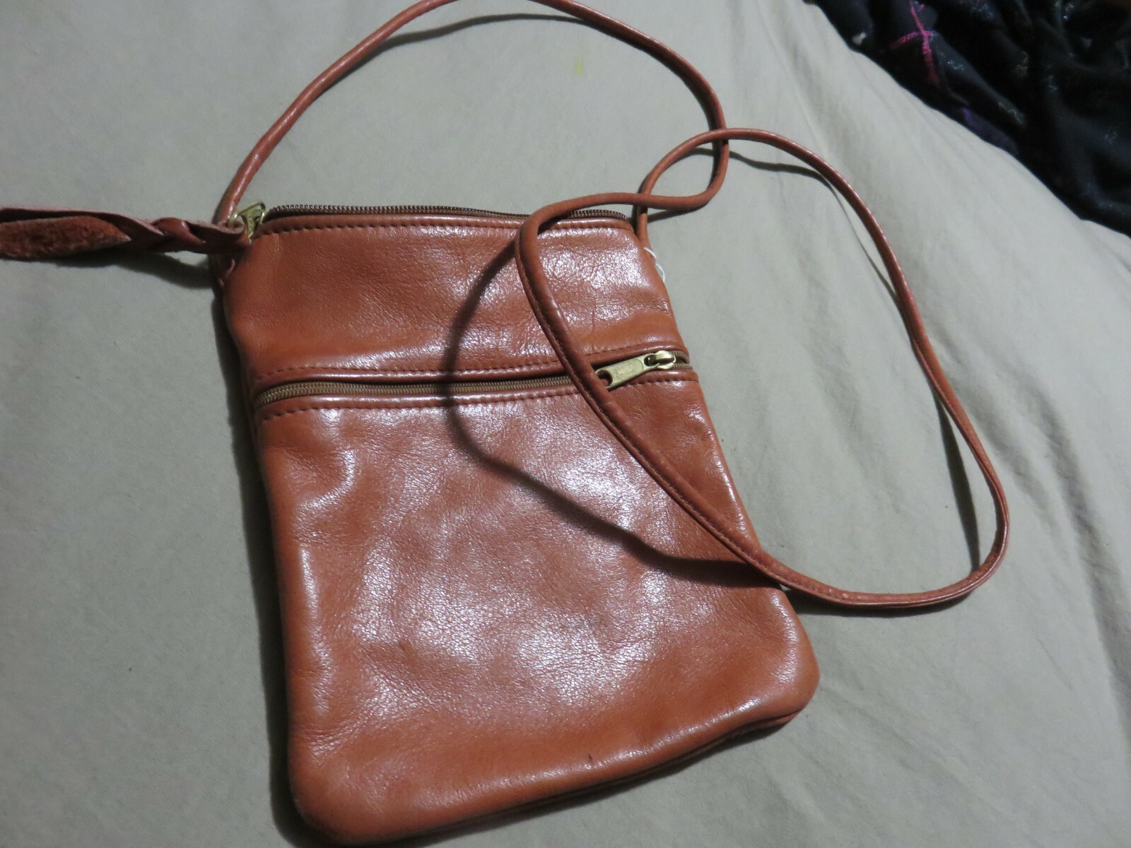 Picture 1 of 5