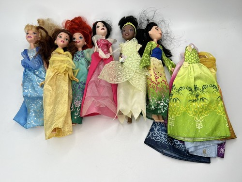 Disney doll lot of 6 plus extras Belle, Tiana Mulan, Ariel and more