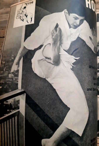 VINTAGE ADAM WEST BATMAN BURT WARD ROBIN SPIES, SPOOFS & SUPER GUYS MAGAZINE - Picture 22 of 24