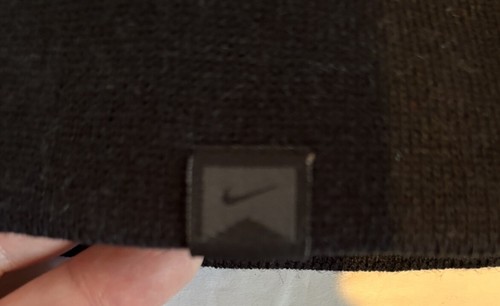 Nike Unisex NWOT Black Beanie W/Large Green Swoosh - Picture 2 of 3