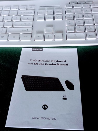 "Jelly comb" wireless keyboard and mouse - Picture 4 of 10