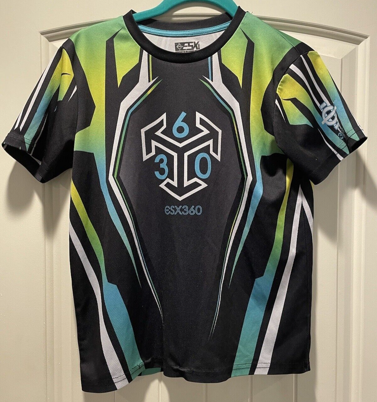 Picture 1 of 4
