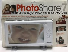 Photoshare 7 Portable Digital Photo Album  Carry Case PL-7 7.0" LCD Screen