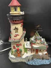 Santa's Workbench Victorian Series Butlers Wharf Lighthouse Beautiful