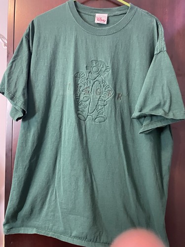 Vintage T-Shirt The Disney Store Erwachsene XXL grün Tigger bestickt - Bild 1 von 4