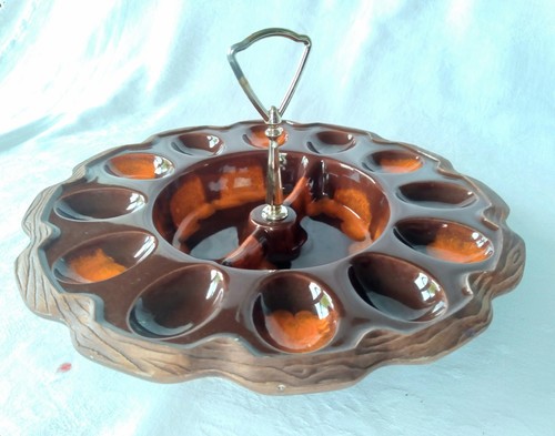 MCM Sequoia Ware USA 725 Orange Brown Deviled Egg Plate Handle Lava Gloss Wood - Picture 3 of 12