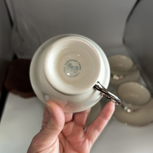 Flintridge Bellmere Set Of 4 Footed Cups And Saucers Cream Platinum Vintage Glam - Picture 4 of 6