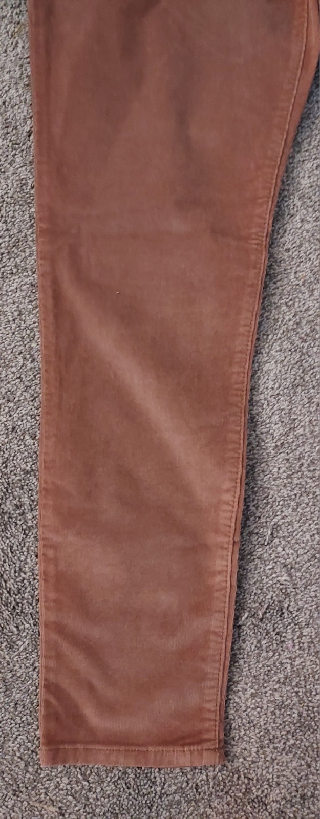 Picture 2 of 24