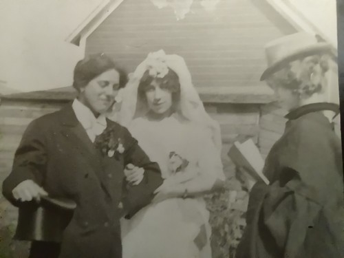 RPPC FAKE WEDDING GAY INTEREST. PHOTO POSTCARD. CIRCA 1910. FINE CONDITION. - Picture 2 of 5