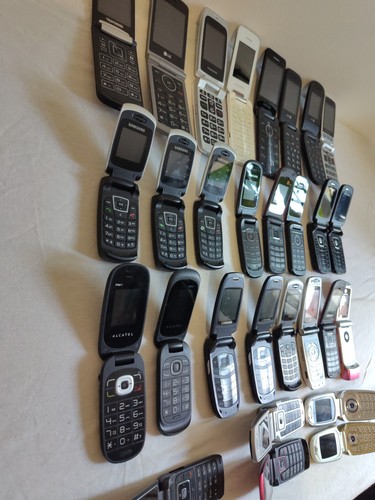 Gros Lot 29 téléphone Portable ancien À Clapet HS Hors Service À Réparer Pièce - Photo 5 sur 11