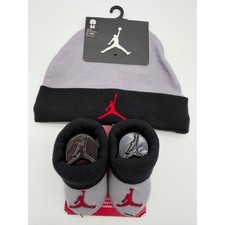 Brand New Nike Air Jordan Baby Socks  Cap 2-Piece Set Newborn 0-6 months