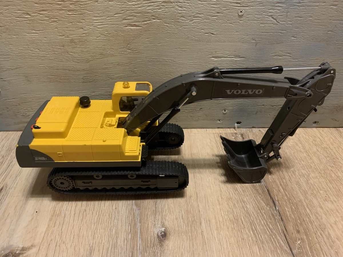 Volvo 1:32 Scale Diecast Construction Equipment for sale | eBay