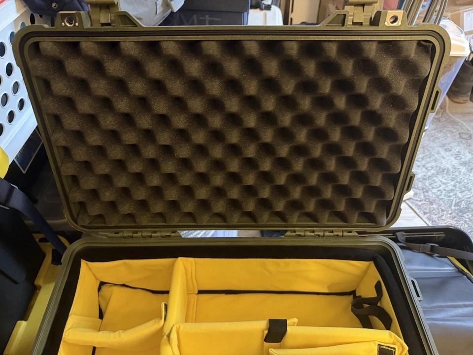 🔥 Pelican 1510 Carry-On Case – Army Green – with Padded Yellow Divider Insert - Image 4 of 4