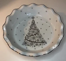 TEMPTATIONS 9” Deep Dish PIE PLATE Silver & White CHRISTMAS EVE Baking Holiday