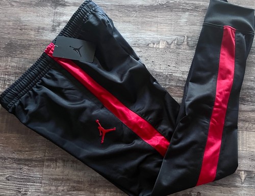 NWT Nike Air Jordan Boys YLG Red/Black All Over Print Pants Set Large - Picture 4 of 4