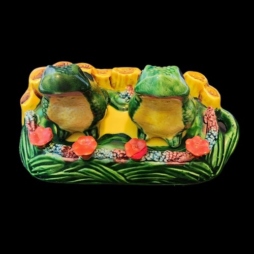 Vintage Frogs On Lily Pad 3 Pc Ceramic Salt Pepper Shakers Tray Set Japan 4.5" - Picture 11 of 24