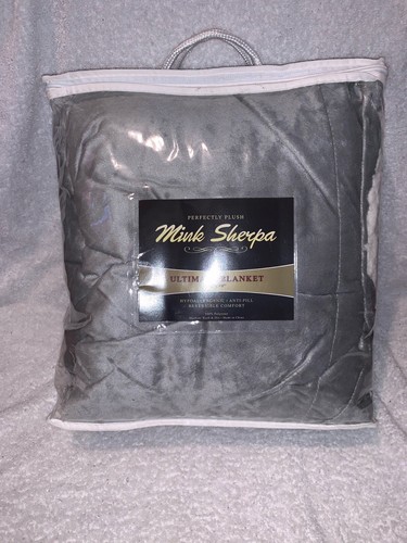 Toyo Tire Minx Sherpa Throw Blanket - Employee Edition 50x60, RARE One Of A Kind - Picture 3 of 9