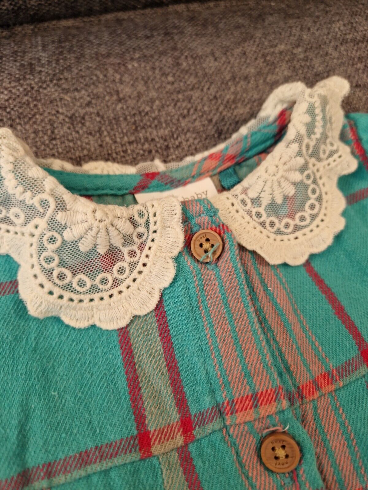 Picture 2 of 3