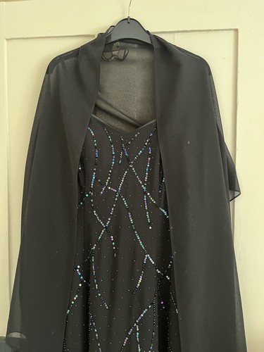 Beautiful black occasion dress. Perfect for prom / cruises - Picture 5 of 6