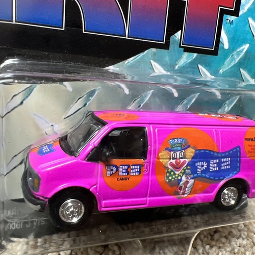 PEZ Johnny Lightning TRUE GRIT 2000 GMC 2500 Van PEZ CLOWN - Picture 2 of 5