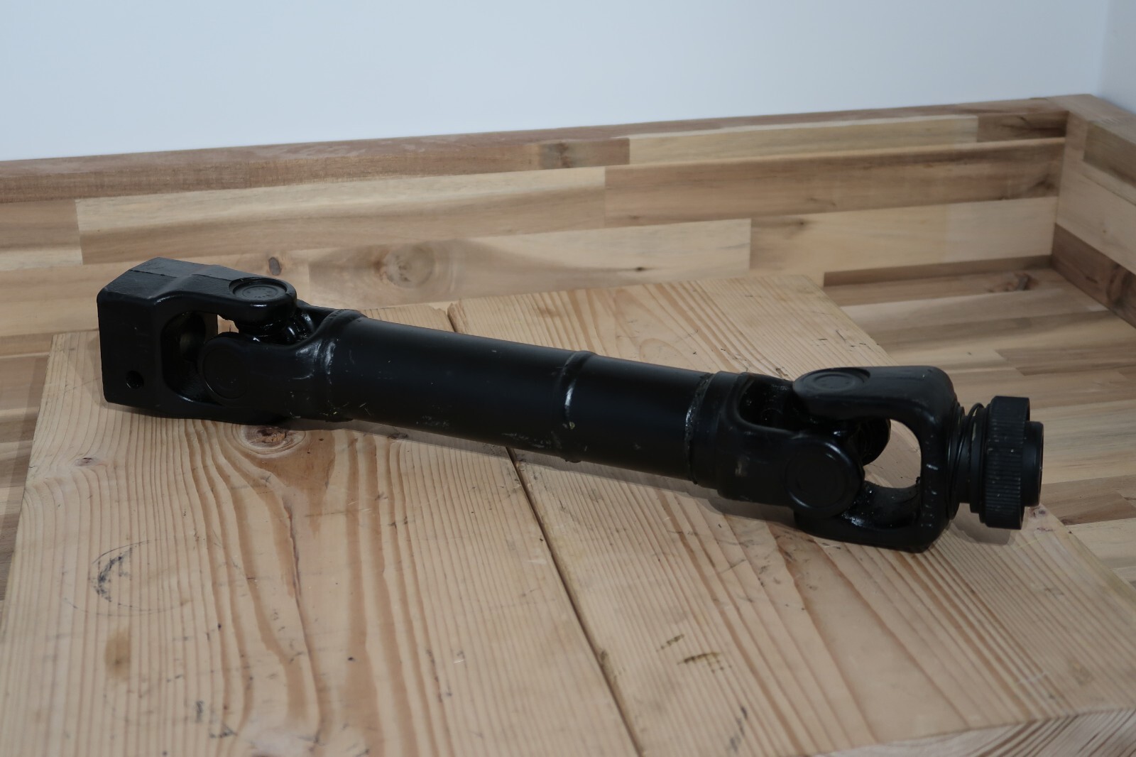 John Deere 4200 60 Inch Mower Deck Drive Shaft AM106708 for sale 
