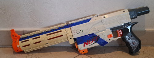 NERF Blaster ELITE RETALIATOR blau/weiß/orange mit Laufaufsatz - Bild 2 von 8