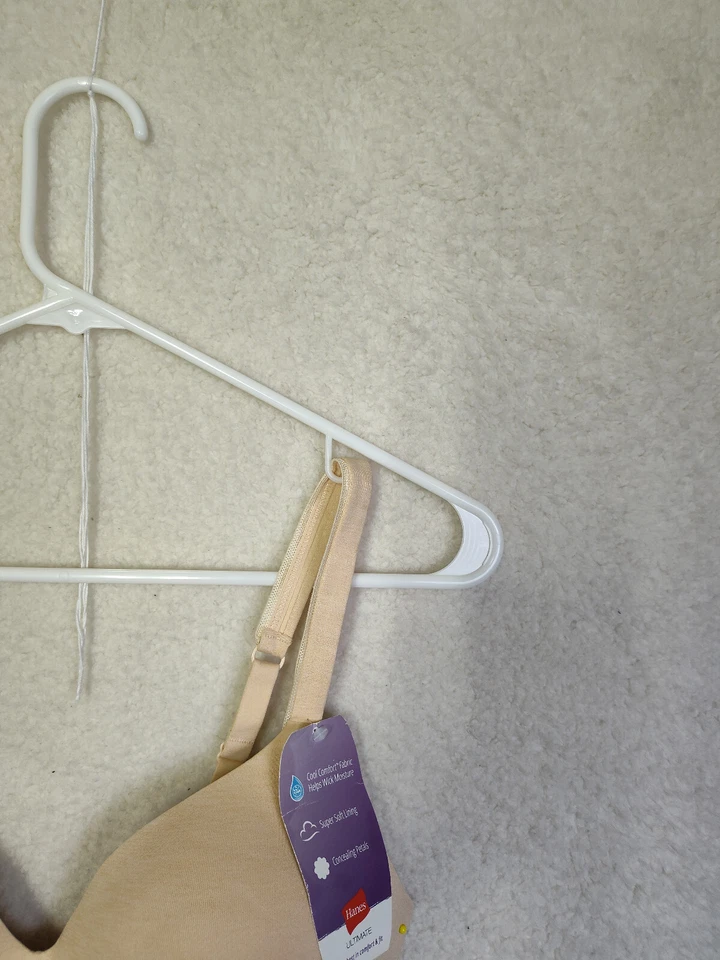 Hanes Women Bra 34D Brown Nylon Blend Wireless Comfort Adjustable Strap T Shirt - Image 4 of 4