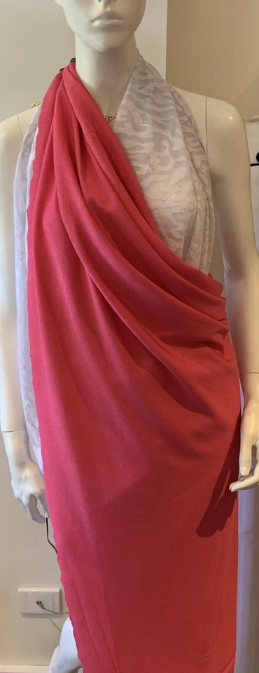 BEAUTIFUL PINK STRETCH POLYESTER CREPE DRESS FABRIC : 140CM WIDE : #OEP2 - Image 2 of 4